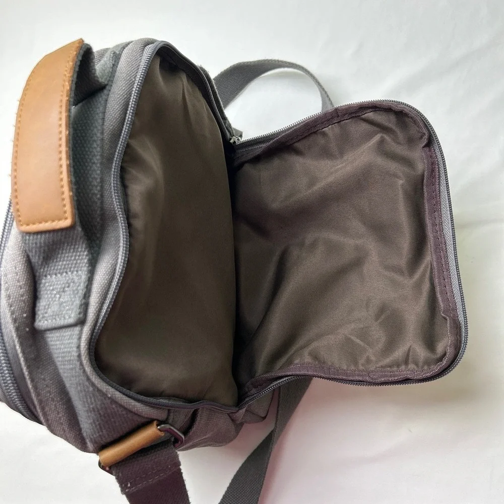 Plambag Mens Gray Canvas Multi Pocket Messenger Crossbody Bag Medium Gray